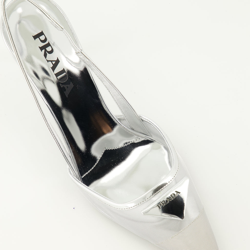 Image de l'article Escarpins en mesh argenté de la marque Prada pour Femme - Saison Printemps-Été 2026 - Vue détaillée de haut