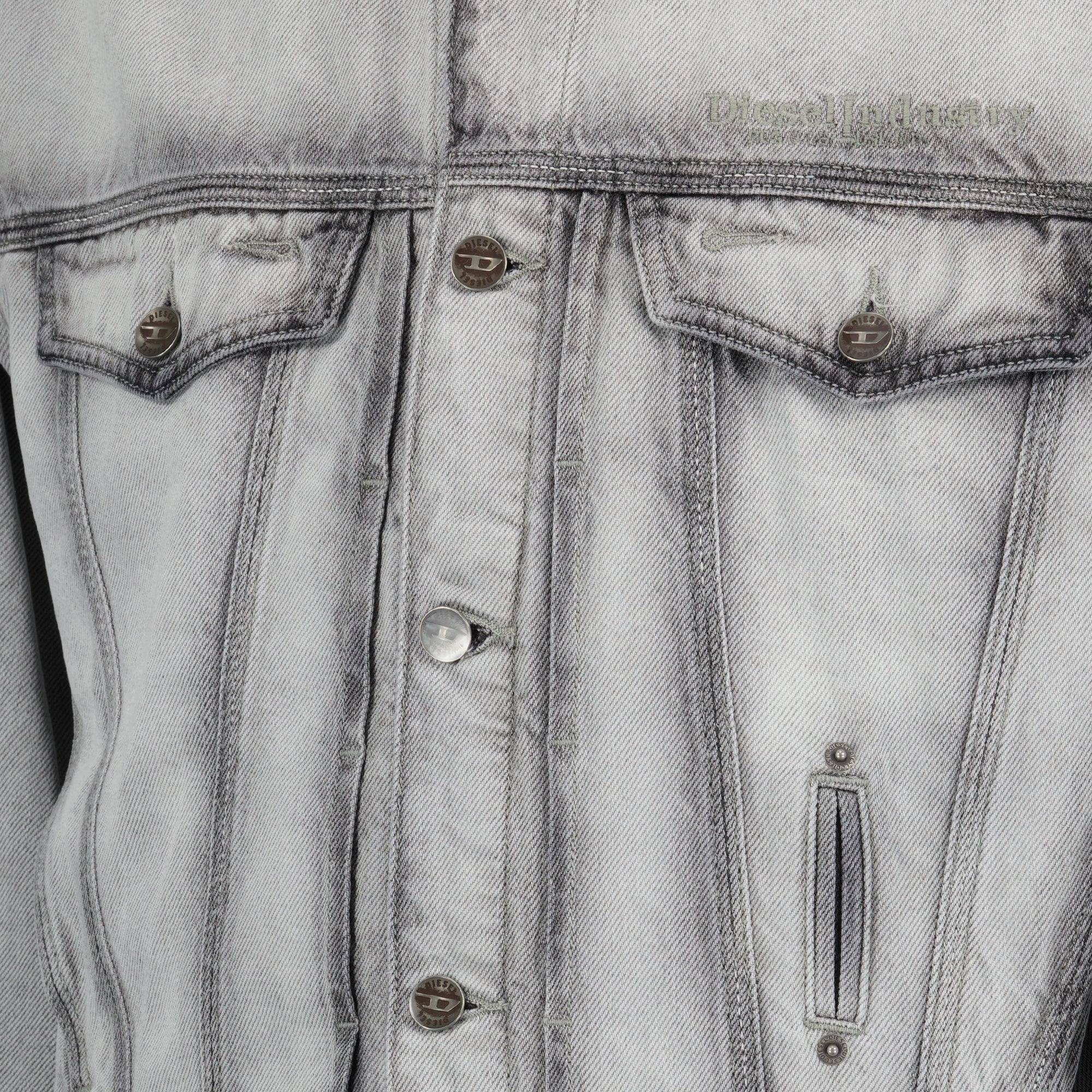 Image de l'article Veste en denim D-Denver gris de la marque Diesel pour Unisex - Saison Printemps-Été 2026 - Vue détaillée_1