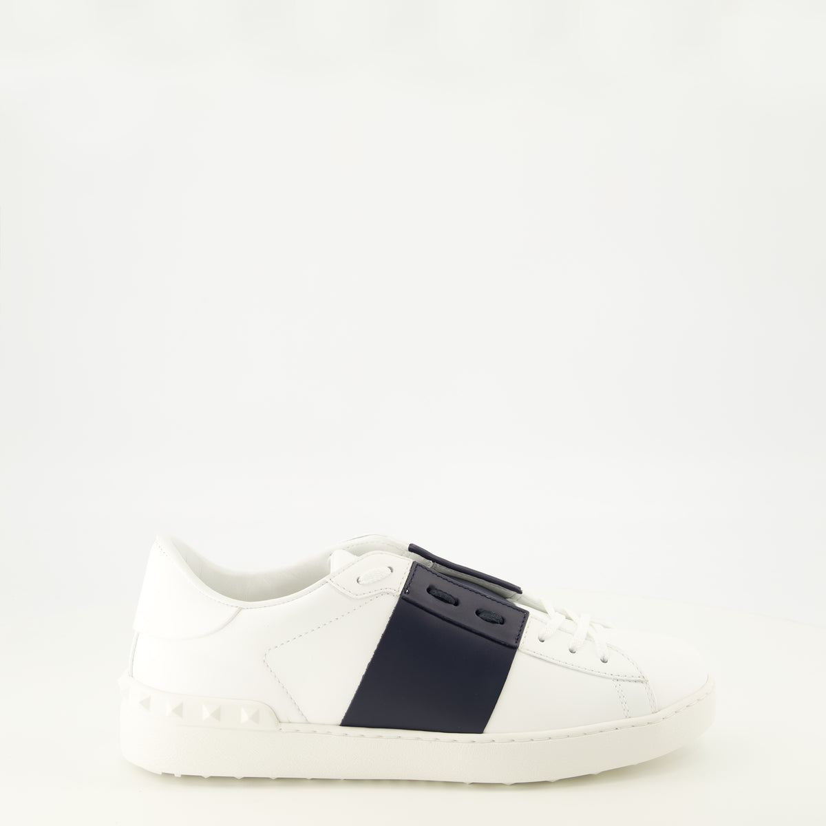 Baskets White and Navy Blue Open Sneakers Valentino Garavani Blanc Homme