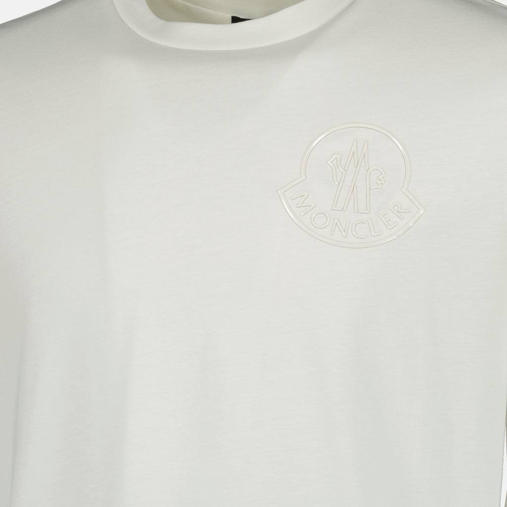 Image de l'article T-shirt logo tridimensionnel de la marque Moncler pour Homme - Saison Automne-Hiver 2025 - Vue détaillée_3