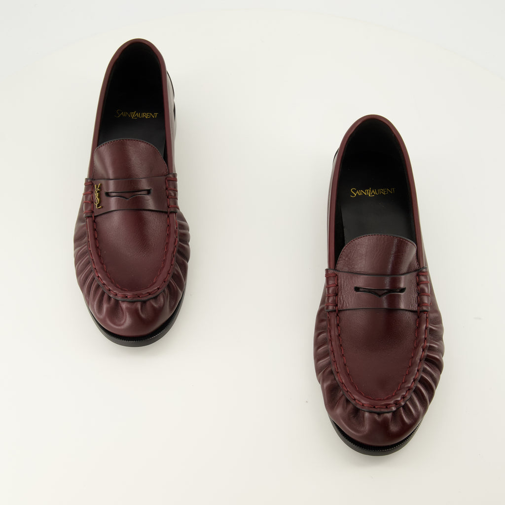 Mocassins Mocassins em Couro Suave em Borgonha Saint Laurent Bordeaux Homme