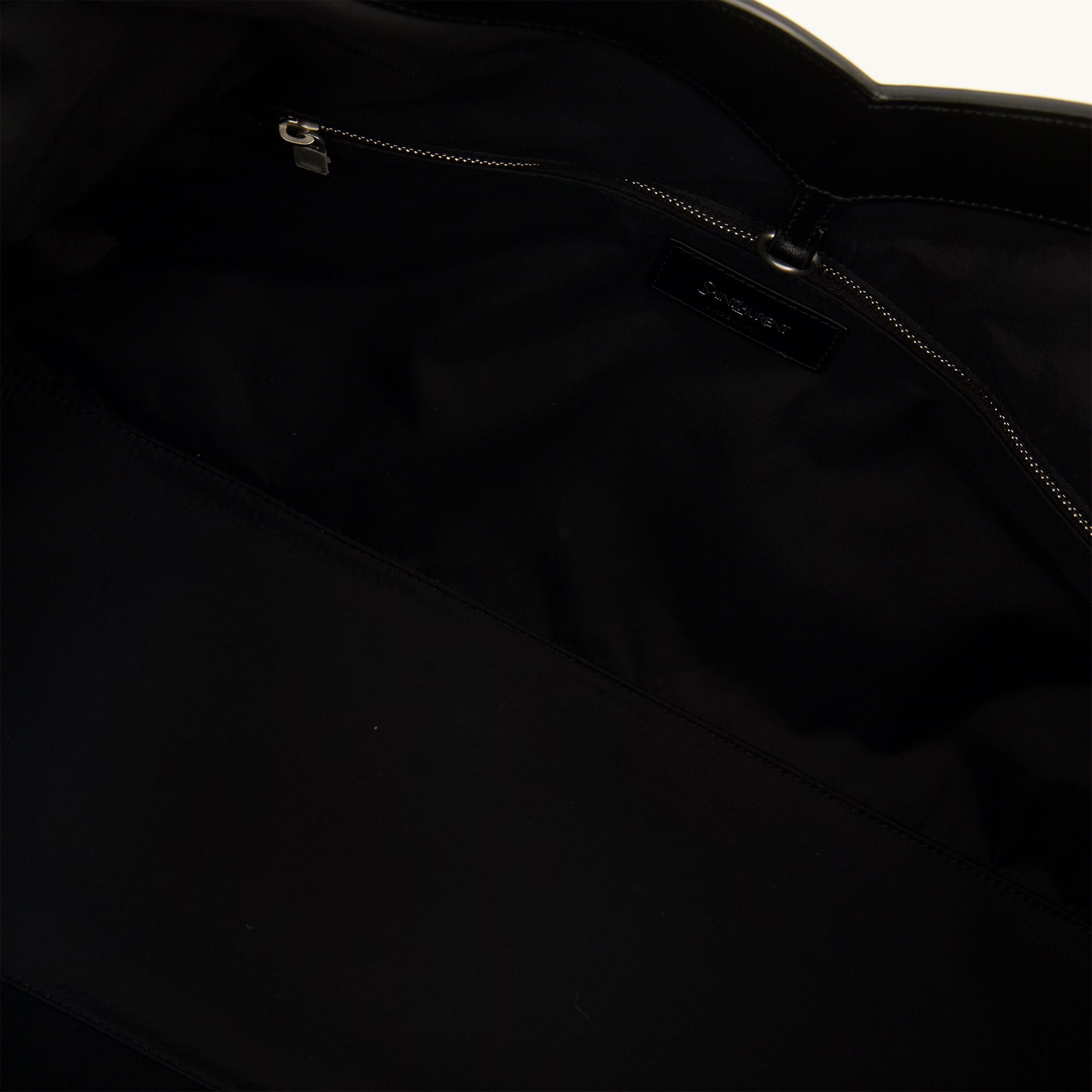 Sacs cabas Y ラージ トートバッグ ブラック ナイロン Saint Laurent Noir Homme