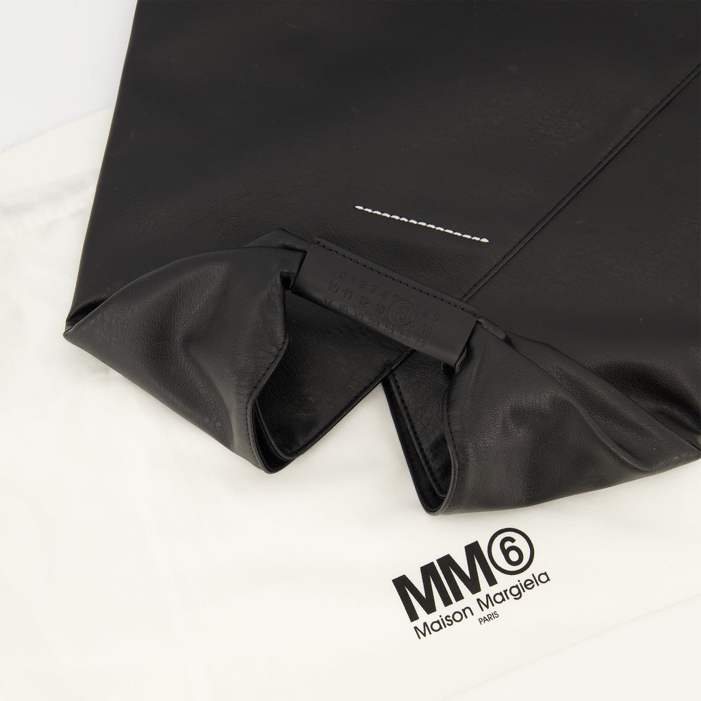 Image de l'article Sac Japanese noir petit de la marque Mm6 pour Femme - Saison Printemps-Été 2026 - Vue détaillée_2