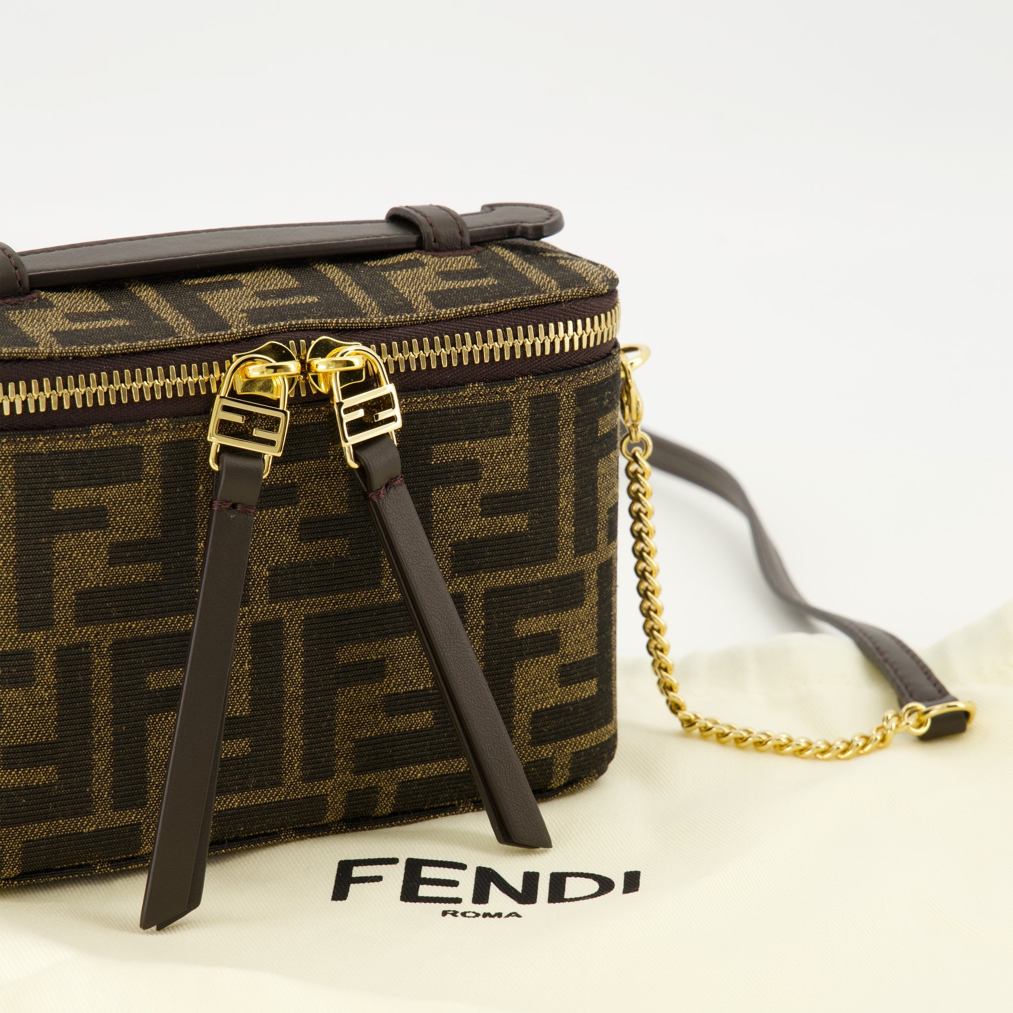 Sacs seau Sac seau Fendi Vanity Fendi Marron Femme