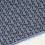 Immagine della sciarpa Dior Oblique blu del marchio Dior per Uomo - Collezione Primavera-Estate 2026 - Vista Dettagliata 2