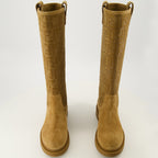 Imagen de las botas Filo de ante marrón de la marca Fendi para mujer - Temporada Otoño-Invierno 2025 - Vista superior del par de zapatos