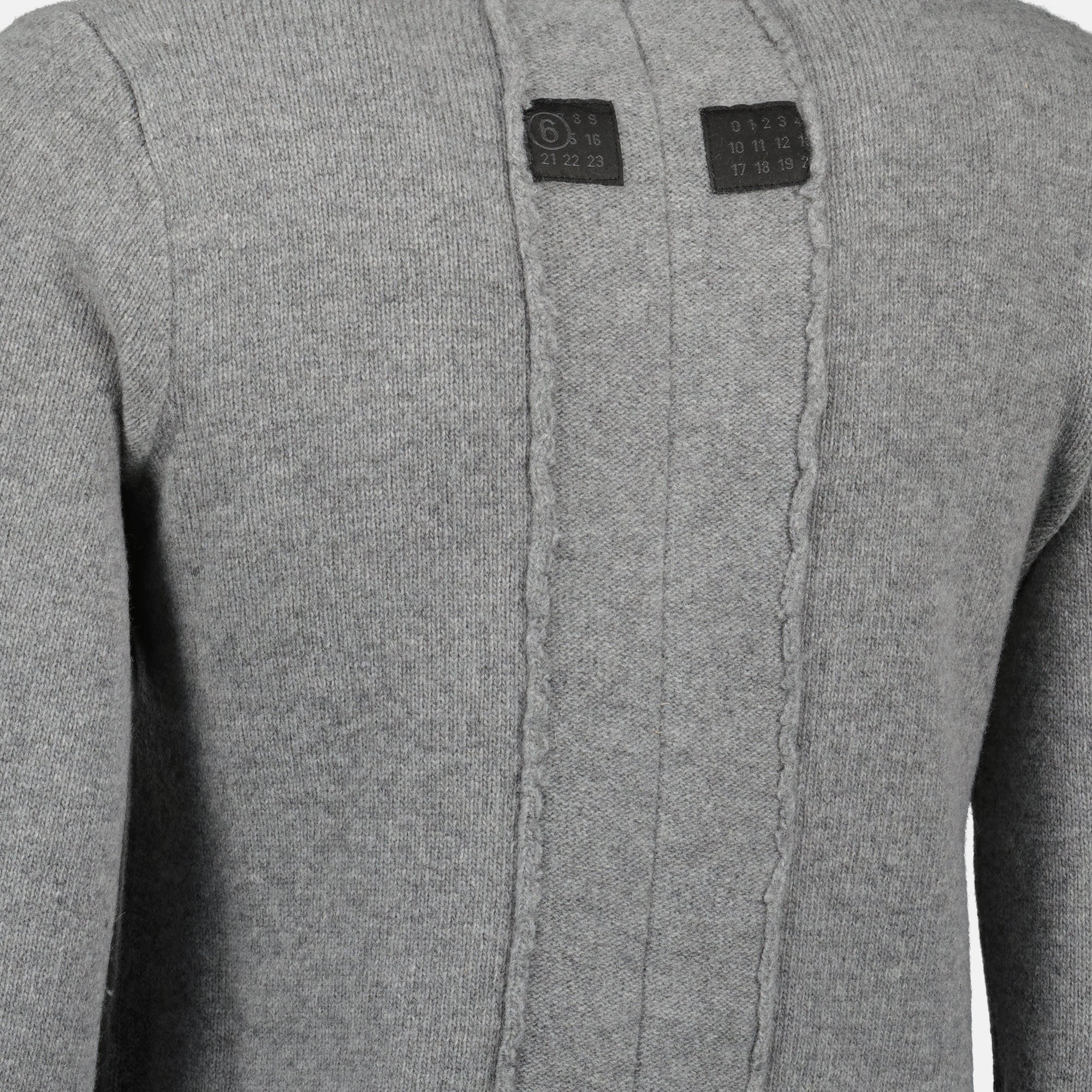 Image de l'article Cardigan gris de la marque Mm6 pour Femme - Saison Automne-Hiver 2025 - Vue détaillée_2