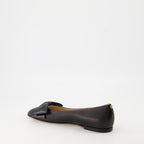 Chaussures plates Ballerines Bowow Valentino Garavani Noir Femme