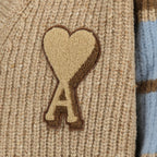 Image de l'article Pull College de la marque Ami PARIS pour Unisex - Saison Automne-Hiver 2025 - Vue détaillée_6