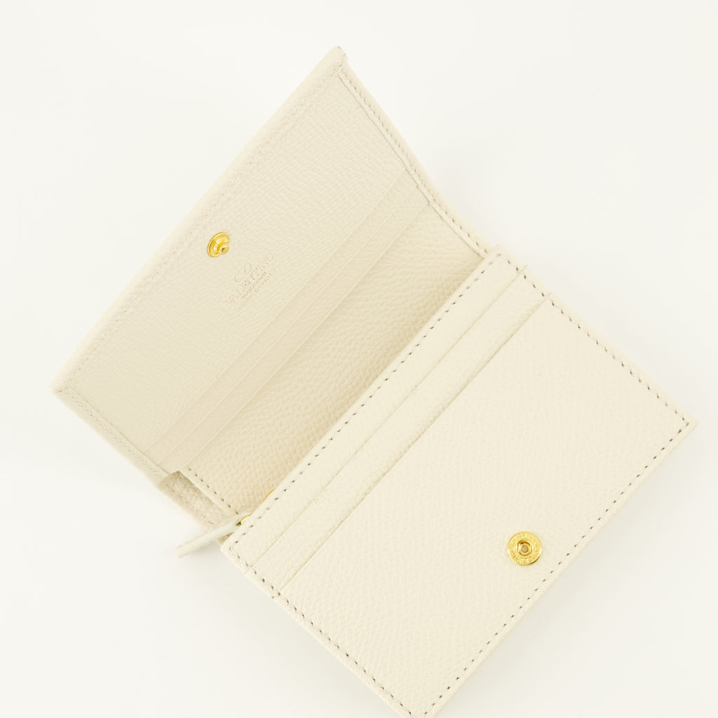 バレンティノ・ガラヴァーニのレディース用ベージュのチェリーフィック財布の画像 - 2026年春夏シーズン - 詳細ビュー_2