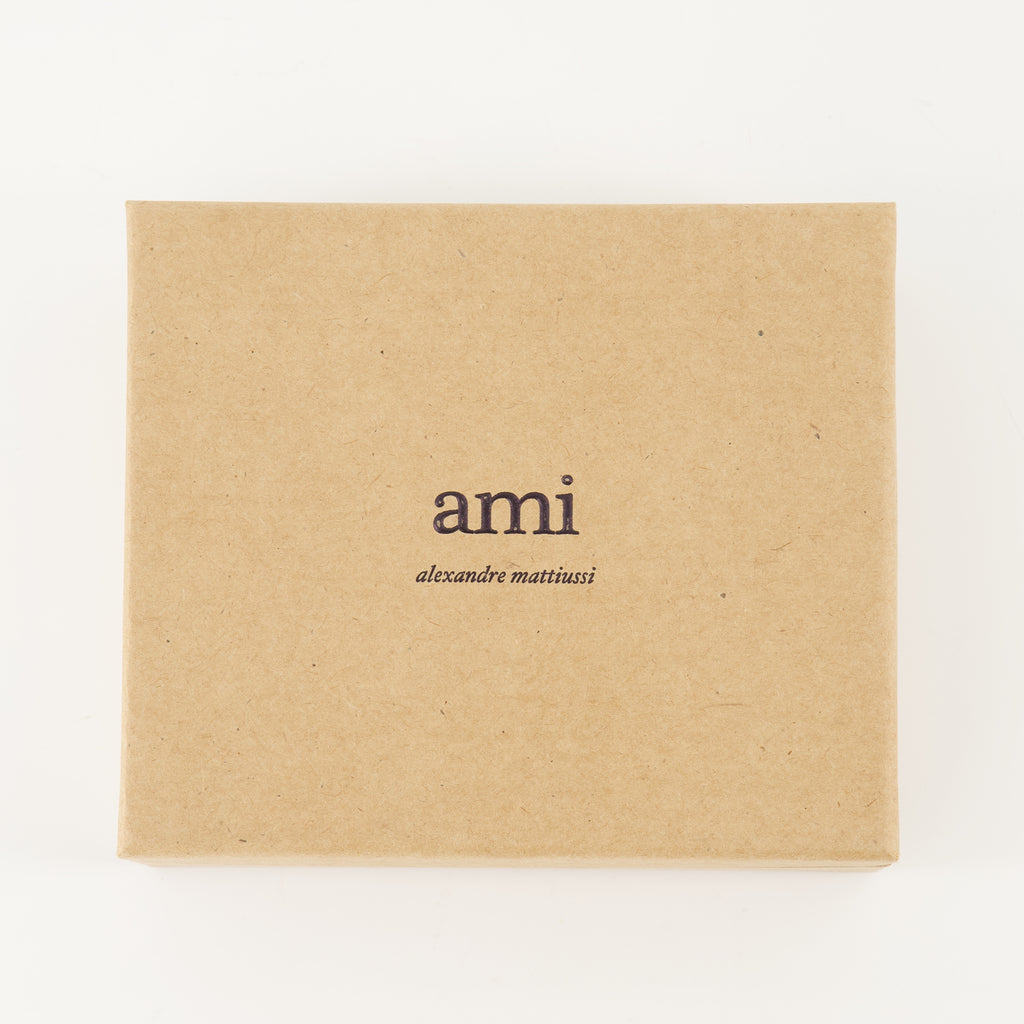 Image of the article Paris Paris cardholder by the brand Ami PARIS for Unisex - Autumn-Winter Season 2025 - Detailed View_3