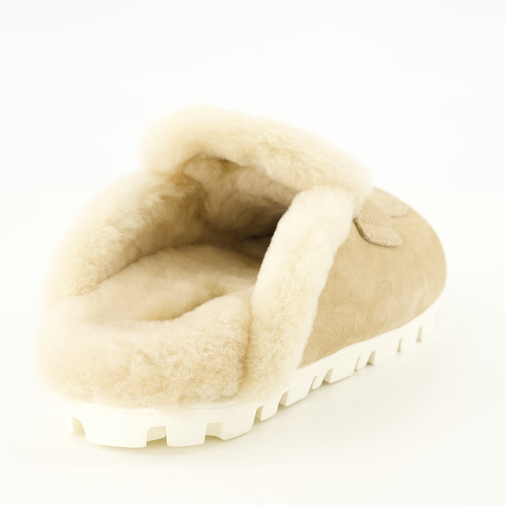 Chaussures ouvertes 베이지 퍼 뮬 Miu Miu Beige Femme