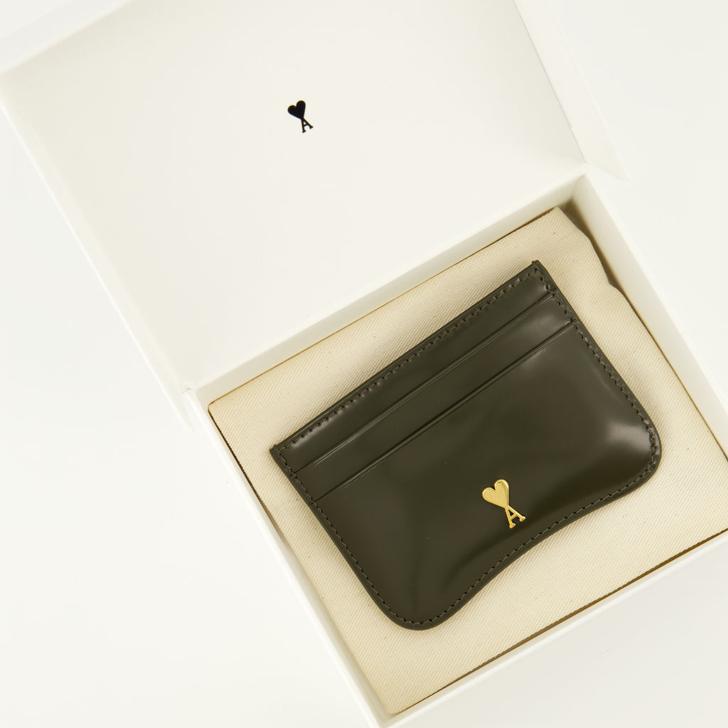 Image of the item Paris Paris khaki cardholder by the brand Ami PARIS for Unisex - Spring-Summer 2026 - Detailed View_3