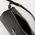 Borse a mano e a spalla Sac à main en cuir Prada Nero Femme