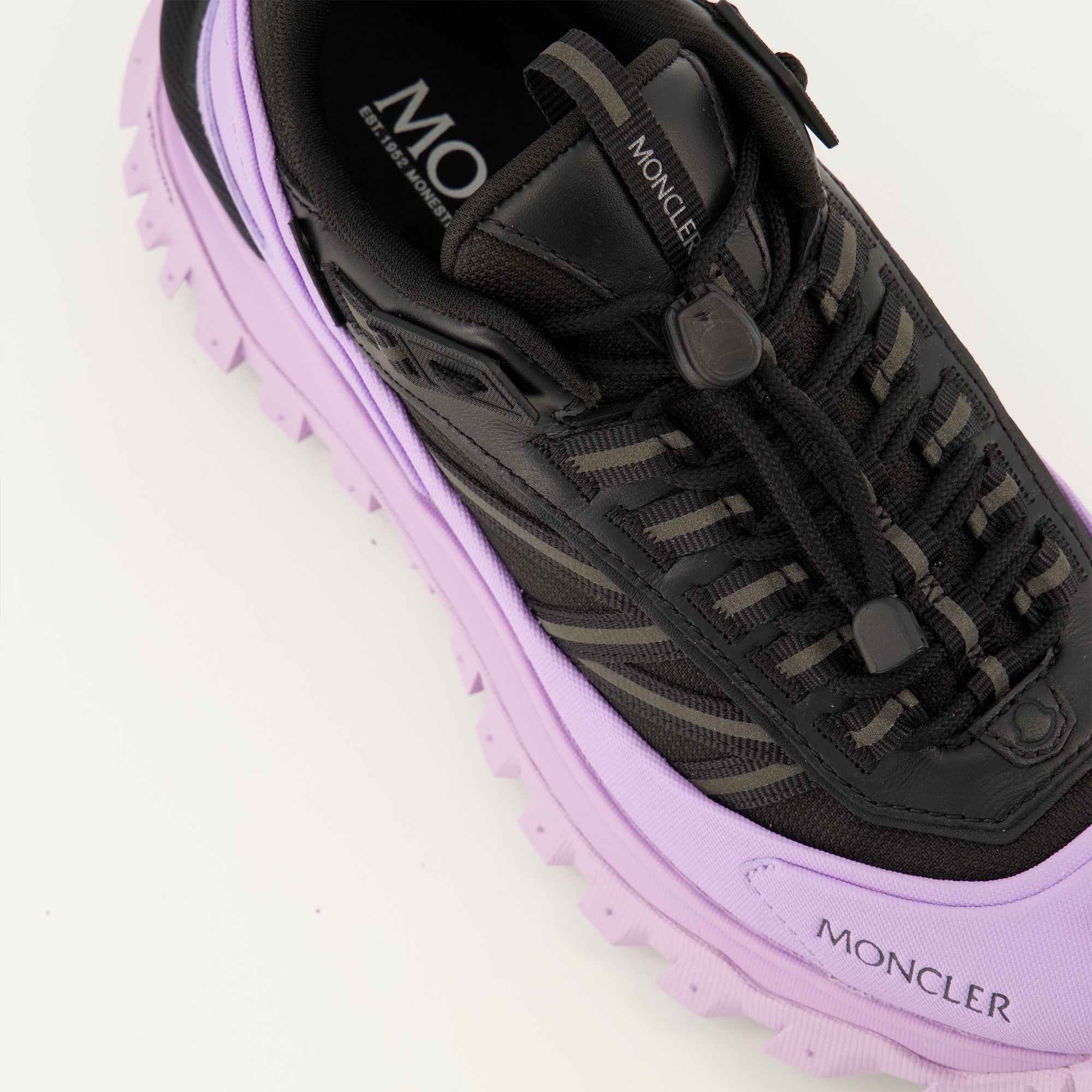 Baskets Baskets Trailgrip GTX noir et violet Moncler Violet Femme