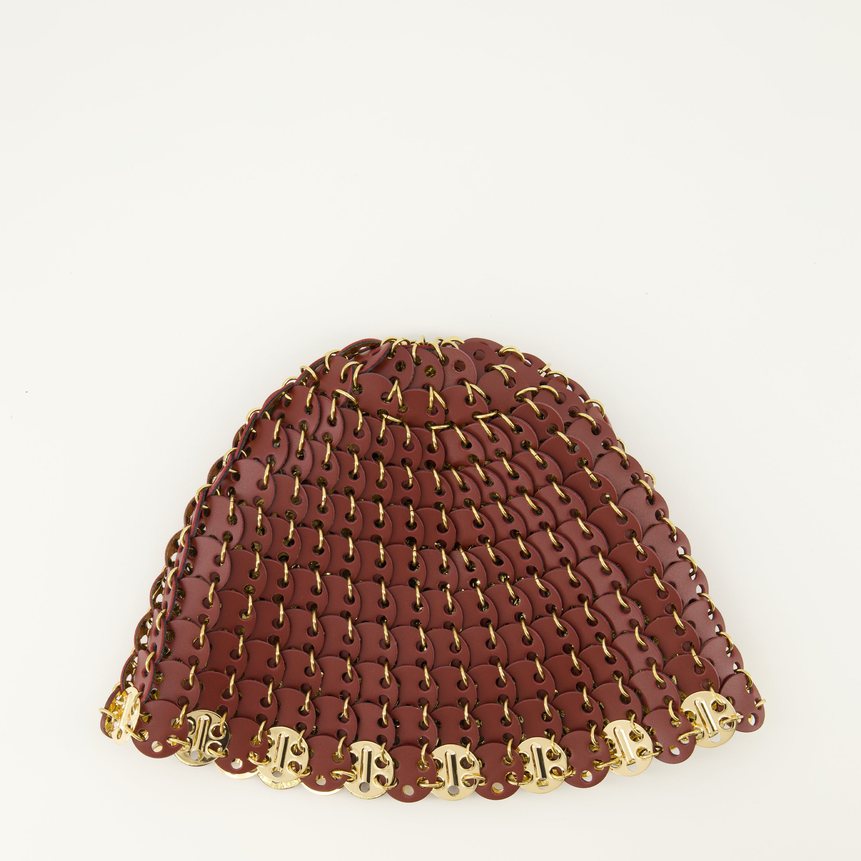 Imagem do chapéu bob em pele bordeaux da marca Rabanne para Mulheres - Coleção Primavera-Verão 2026 - Vista Detalhada 2