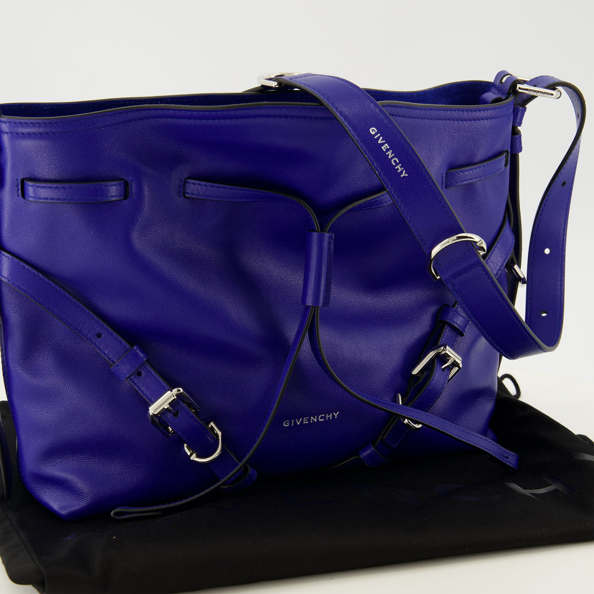 Sacs à main et épaule Sac Voyou Bucket small bleu Givenchy Bleu foncé Femme