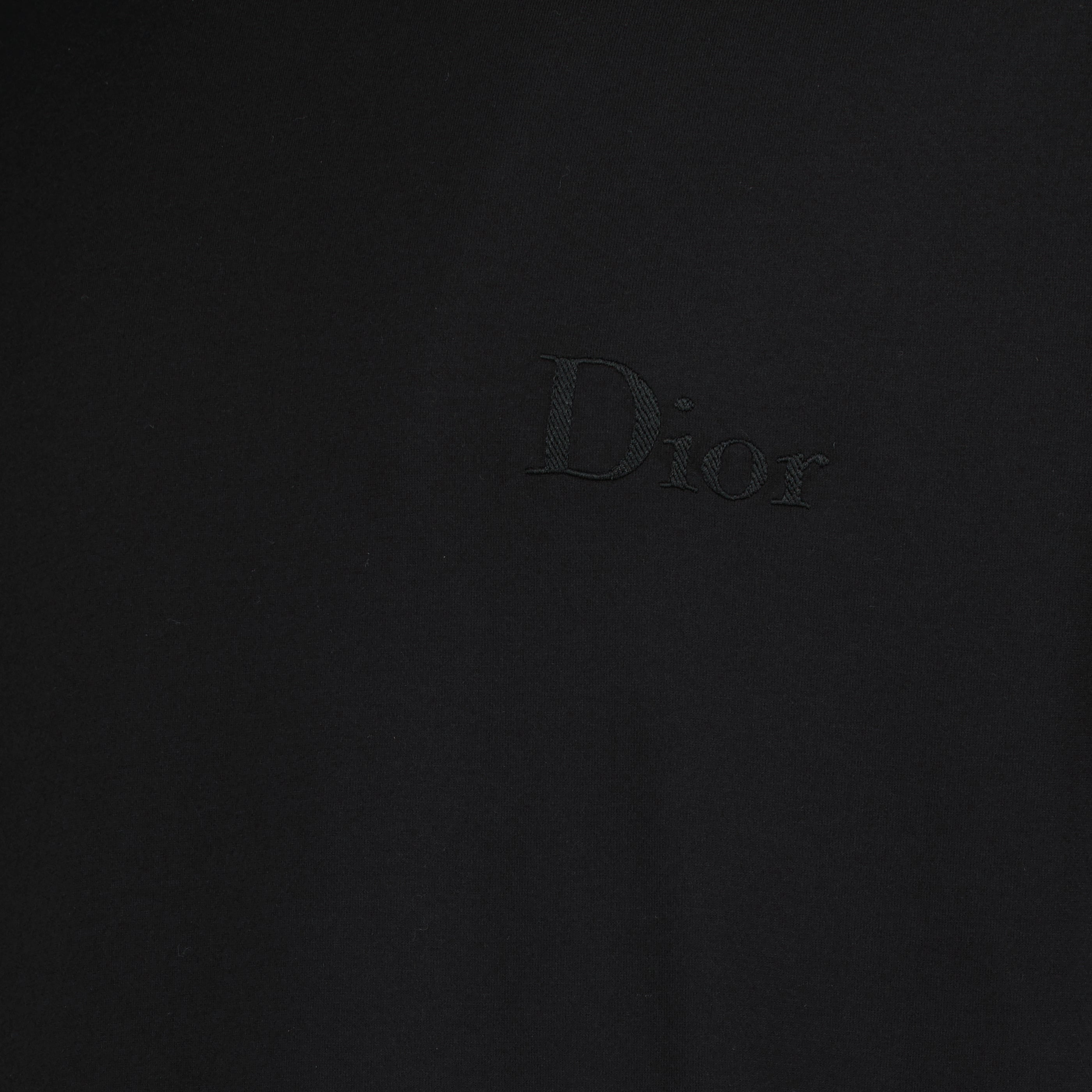 Immagine dell'articolo T-shirt nera in cotone ricamato del marchio Dior per uomo - Collezione Primavera-Estate 2026 - Vista dettagliata_1