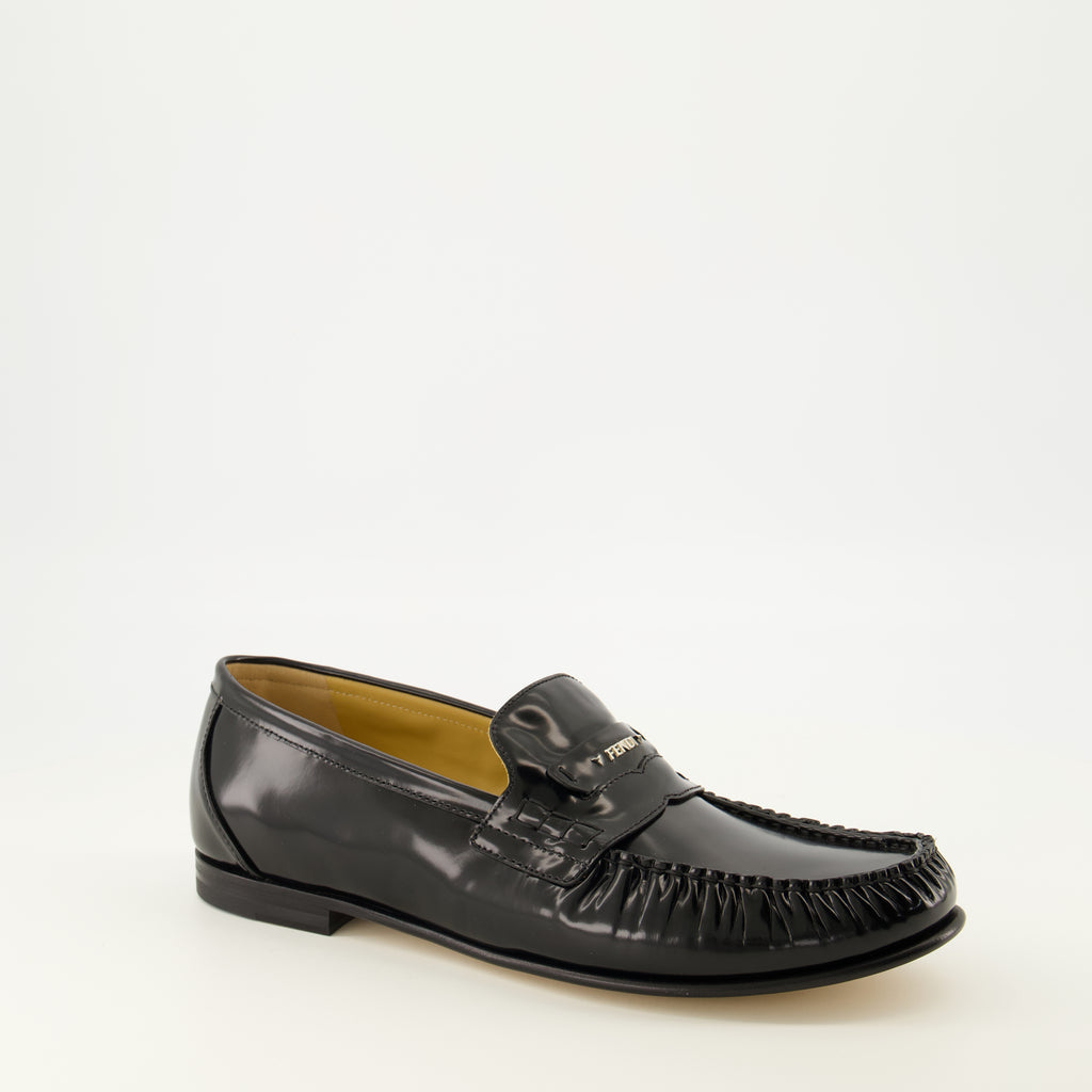 Mocassins スクランチ ブラック レザー ローファー Fendi Noir Homme