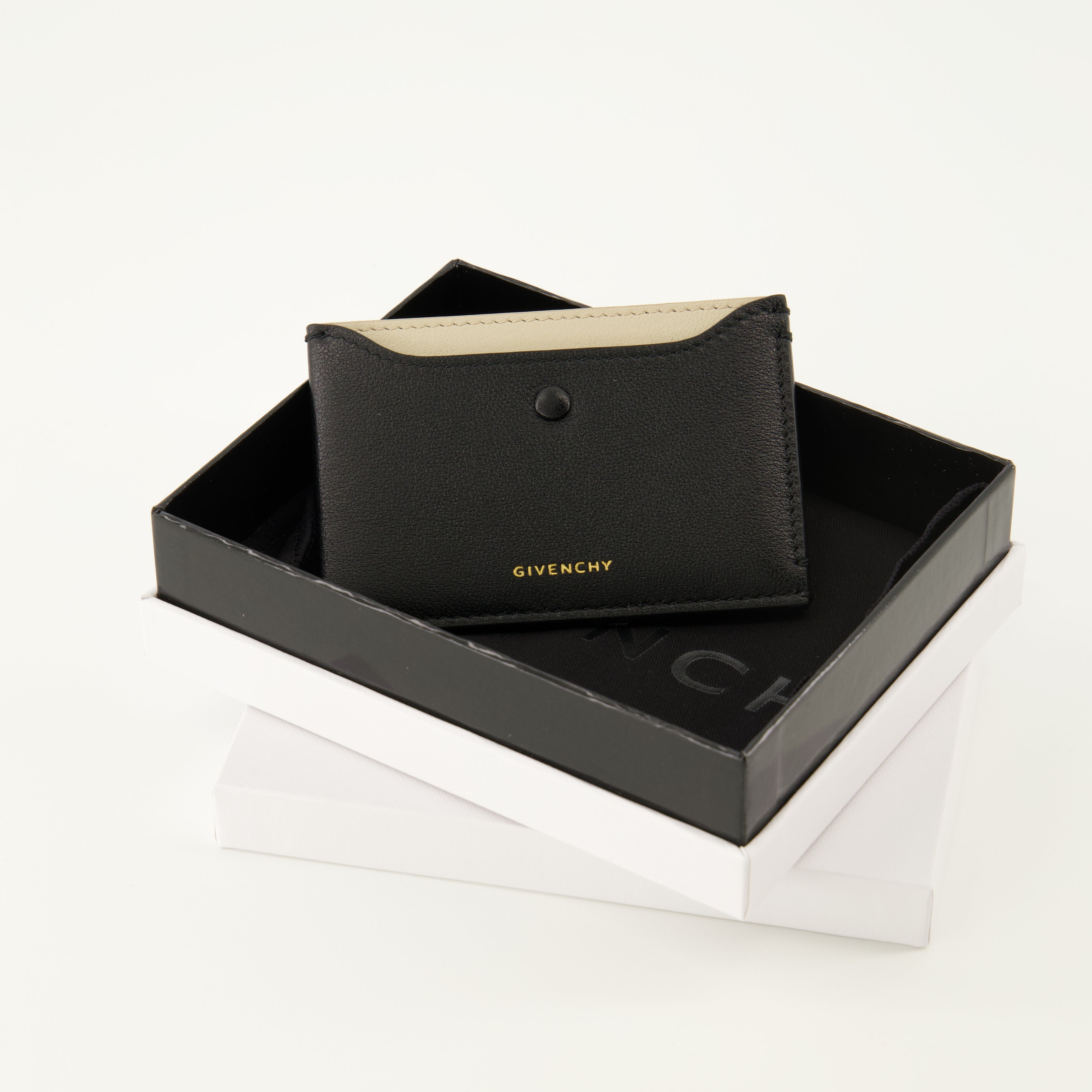 Image de l'article Porte-cartes Day de la marque Givenchy pour Femme - Saison Automne-Hiver 2025 - Vue détaillée_3