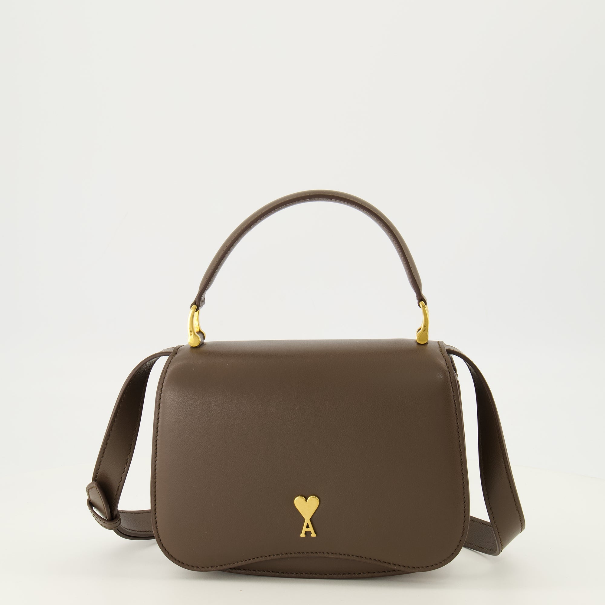 Sacs bandoulière 탑 핸들 파리 파리 브라운 가죽 백 Ami PARIS Marron Unisexe