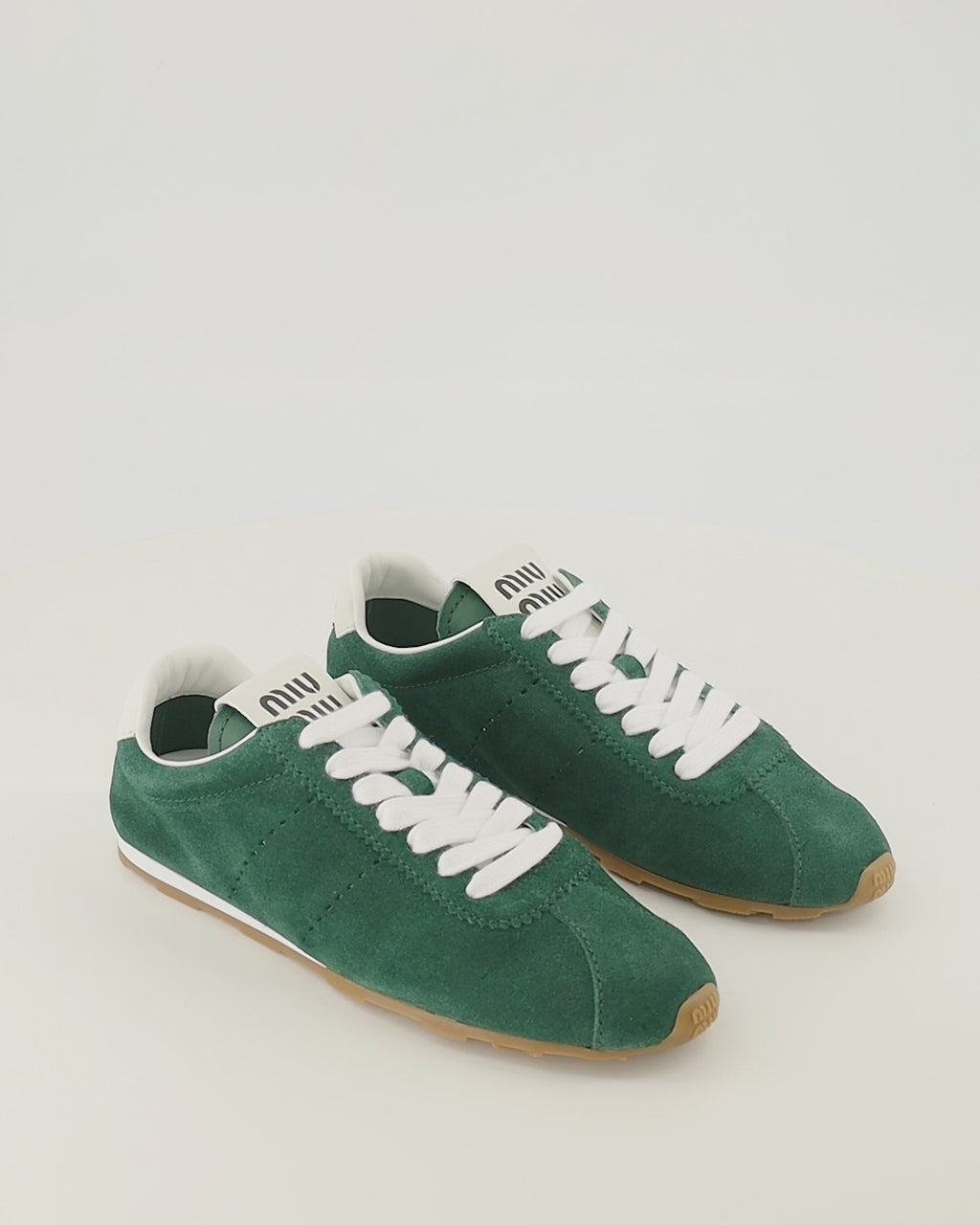 Baskets Baskets Plume en suède vert Miu Miu Vert Femme