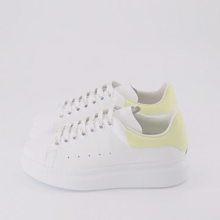 Baskets Baskets oversize Alexander McQueen Blanc Femme