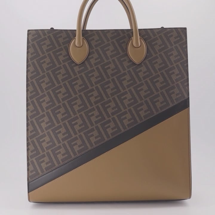 Bolsos tote Sac shopping Vertical Fendi Marrón Homme