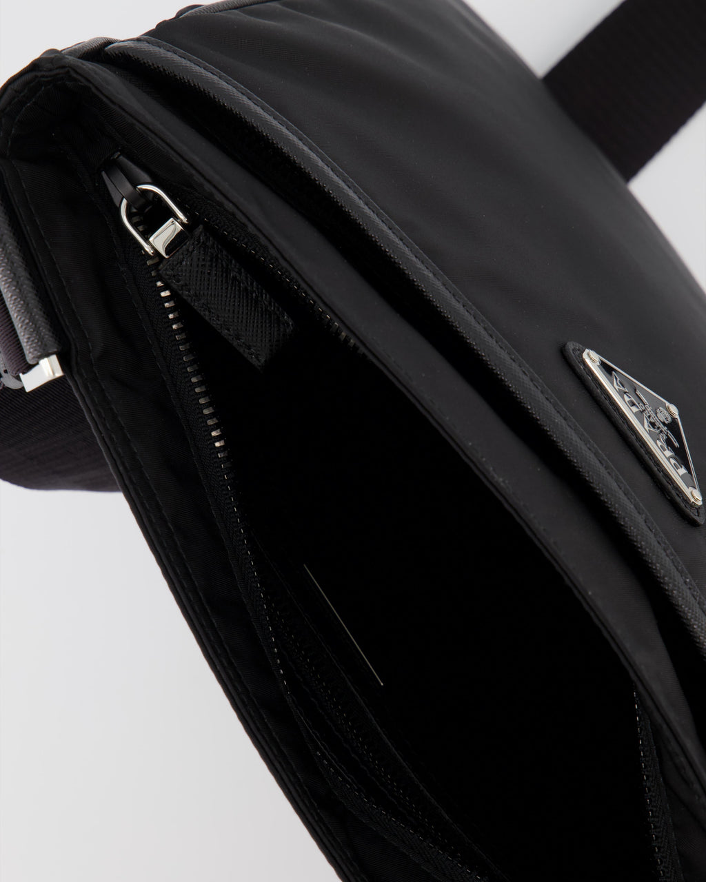 크로스백 Sac messenger en Re-Nylon Prada 검은색 Homme