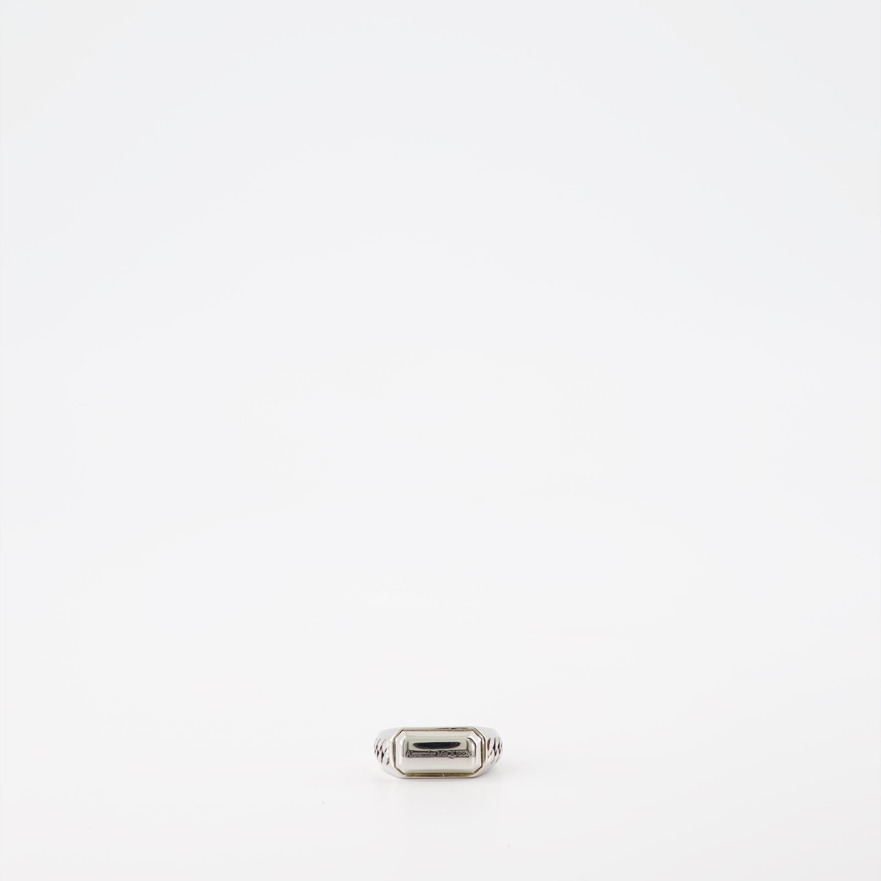 Bague gravée argentée