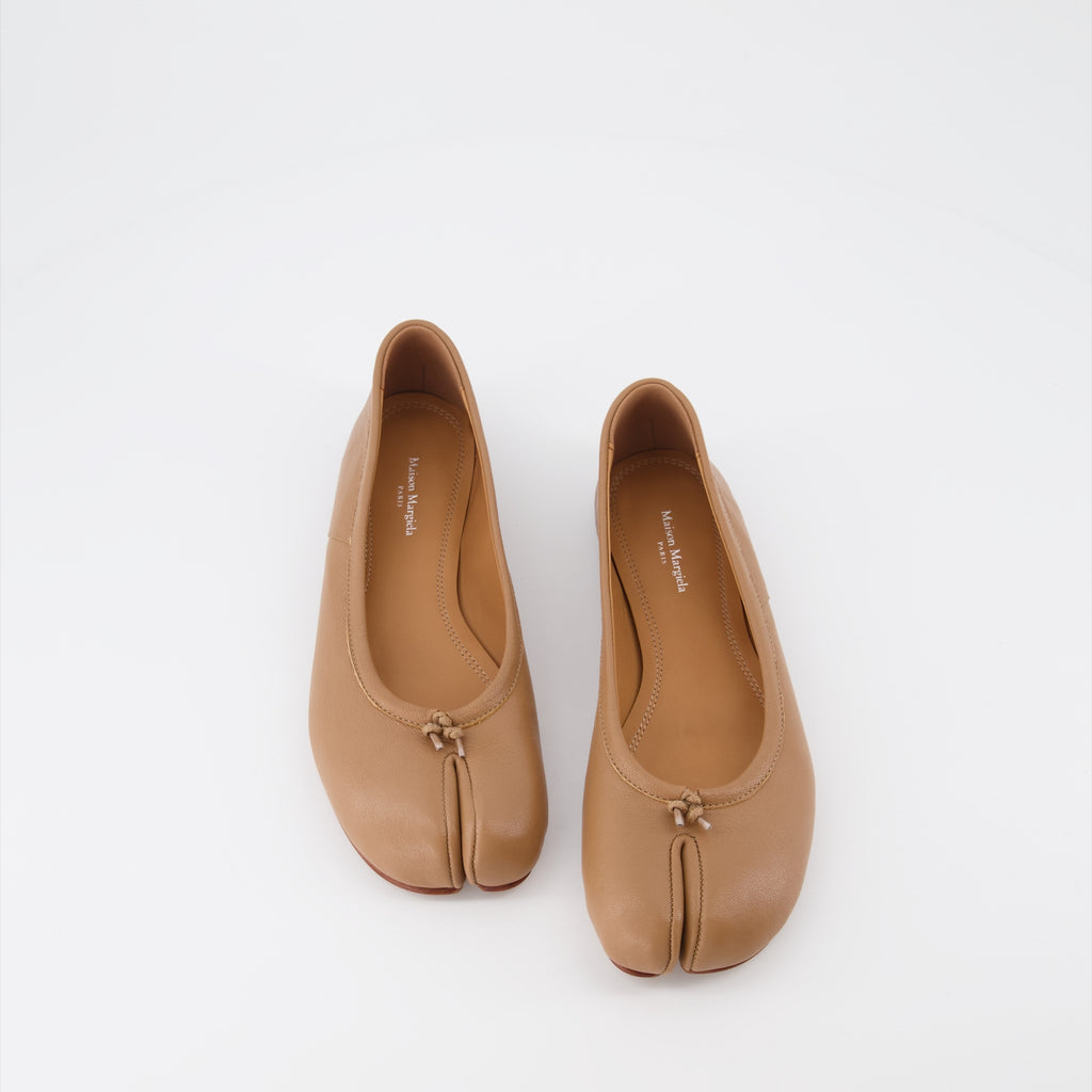 Flache schuhe Ballerines Tabi Maison Margiela Braun Femme