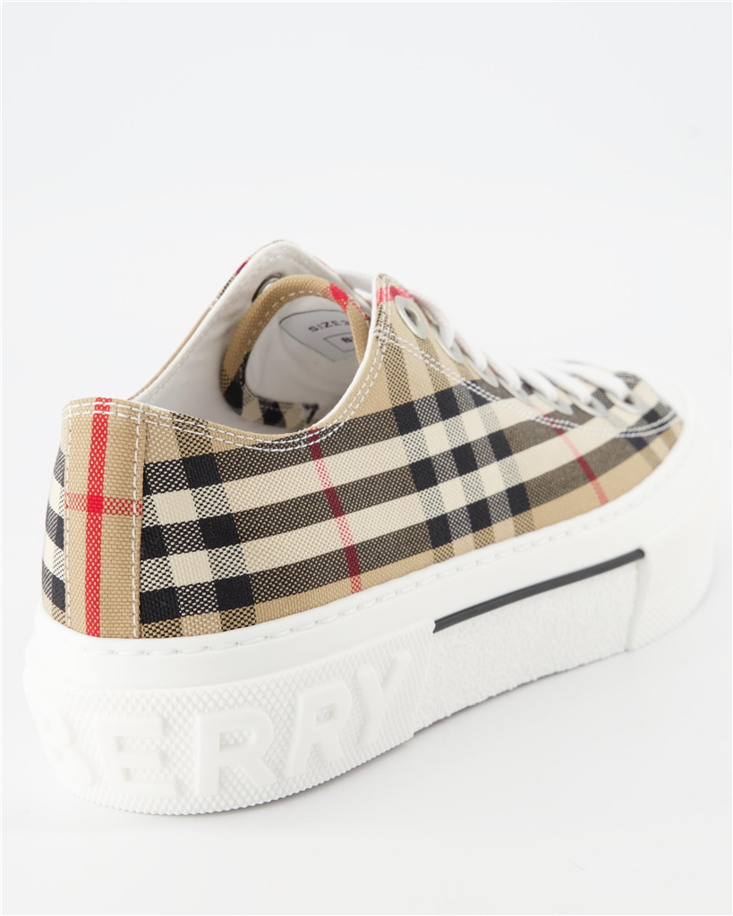 Sneaker Baskets à carreaux Burberry Beige Femme