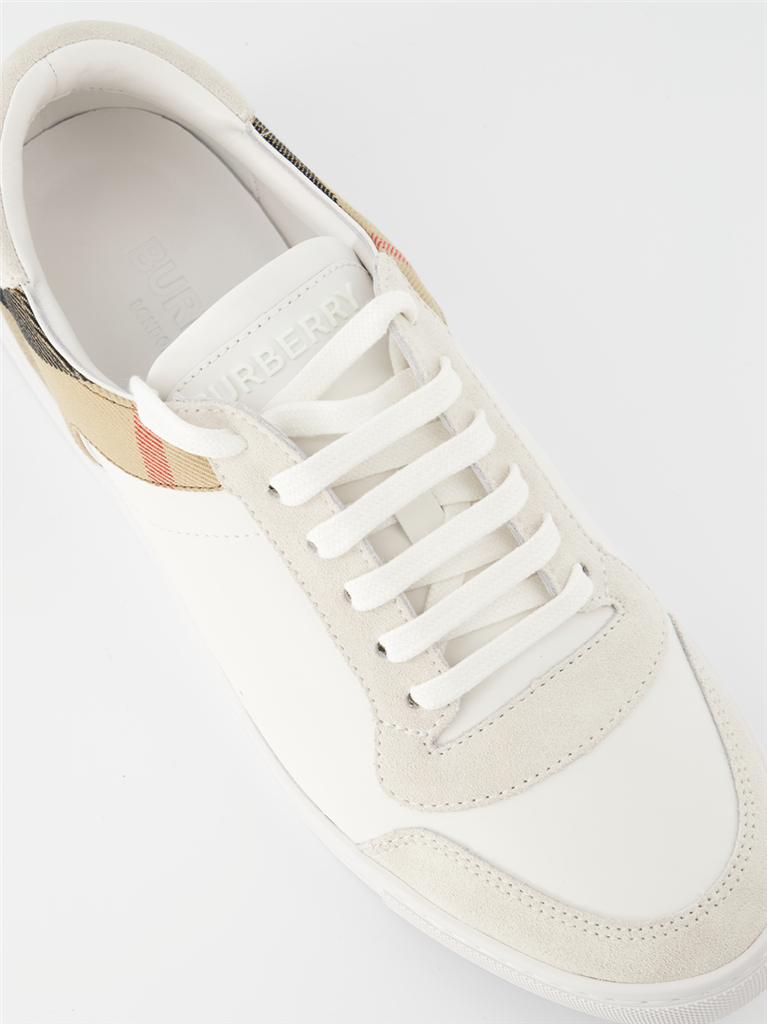 Sneaker Baskets à carreaux Burberry Weiß Homme