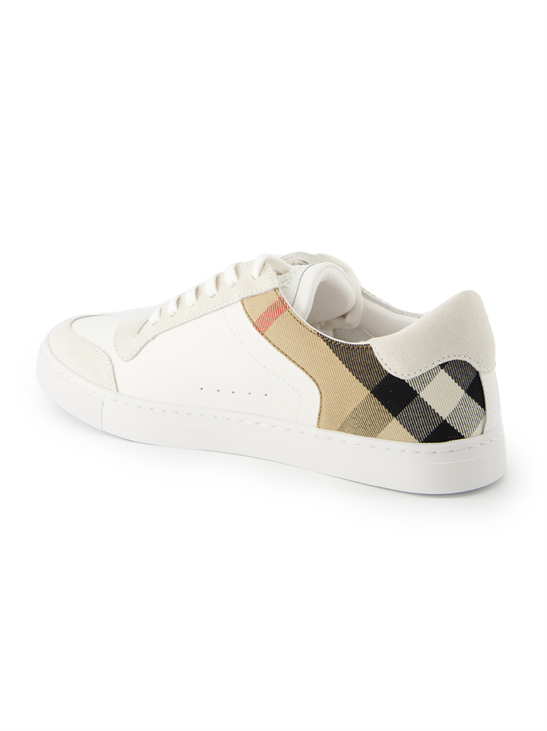 Sneaker Baskets à carreaux Burberry Weiß Homme