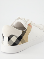 Sneaker Baskets à carreaux Burberry Weiß Homme