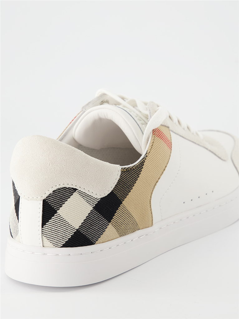 Sneaker Baskets à carreaux Burberry Weiß Homme