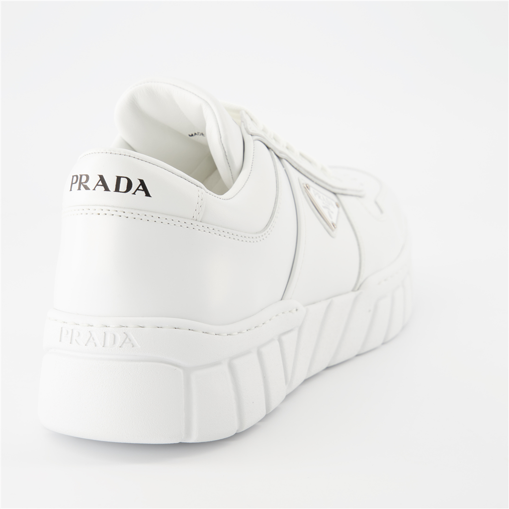 스니커즈 Baskets en cuir Prada 하얀색 Homme