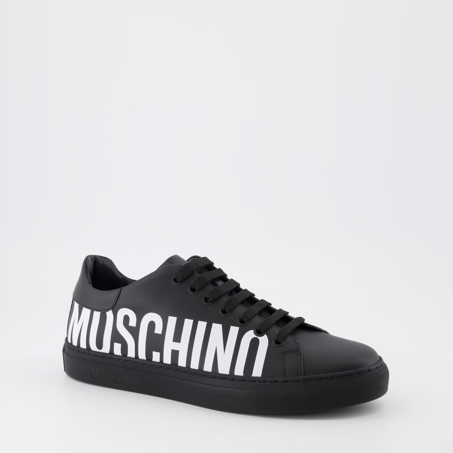 Sneaker Baskets à logo Moschino Schwarz Homme