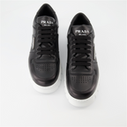 스니커즈 Baskets en cuir Prada 검은색 Homme