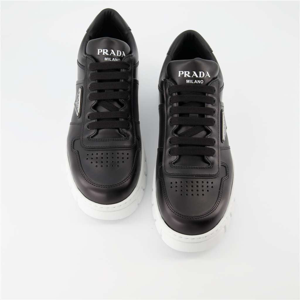 스니커즈 Baskets en cuir Prada 검은색 Homme