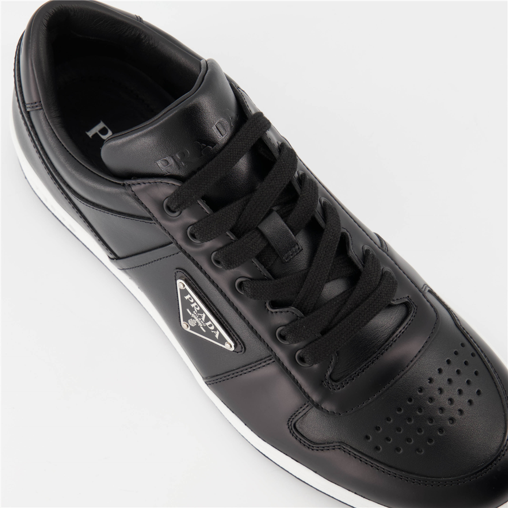 스니커즈 Baskets en cuir Prada 검은색 Homme
