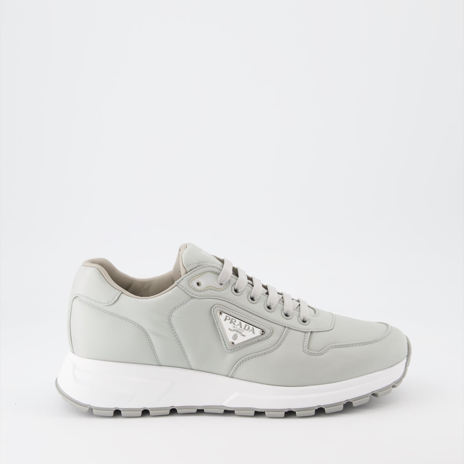 Baskets Baskets en Re-Nylon Prada Gris Homme