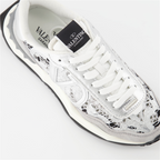Baskets Baskets Lacerunner Valentino Garavani Argenté Femme