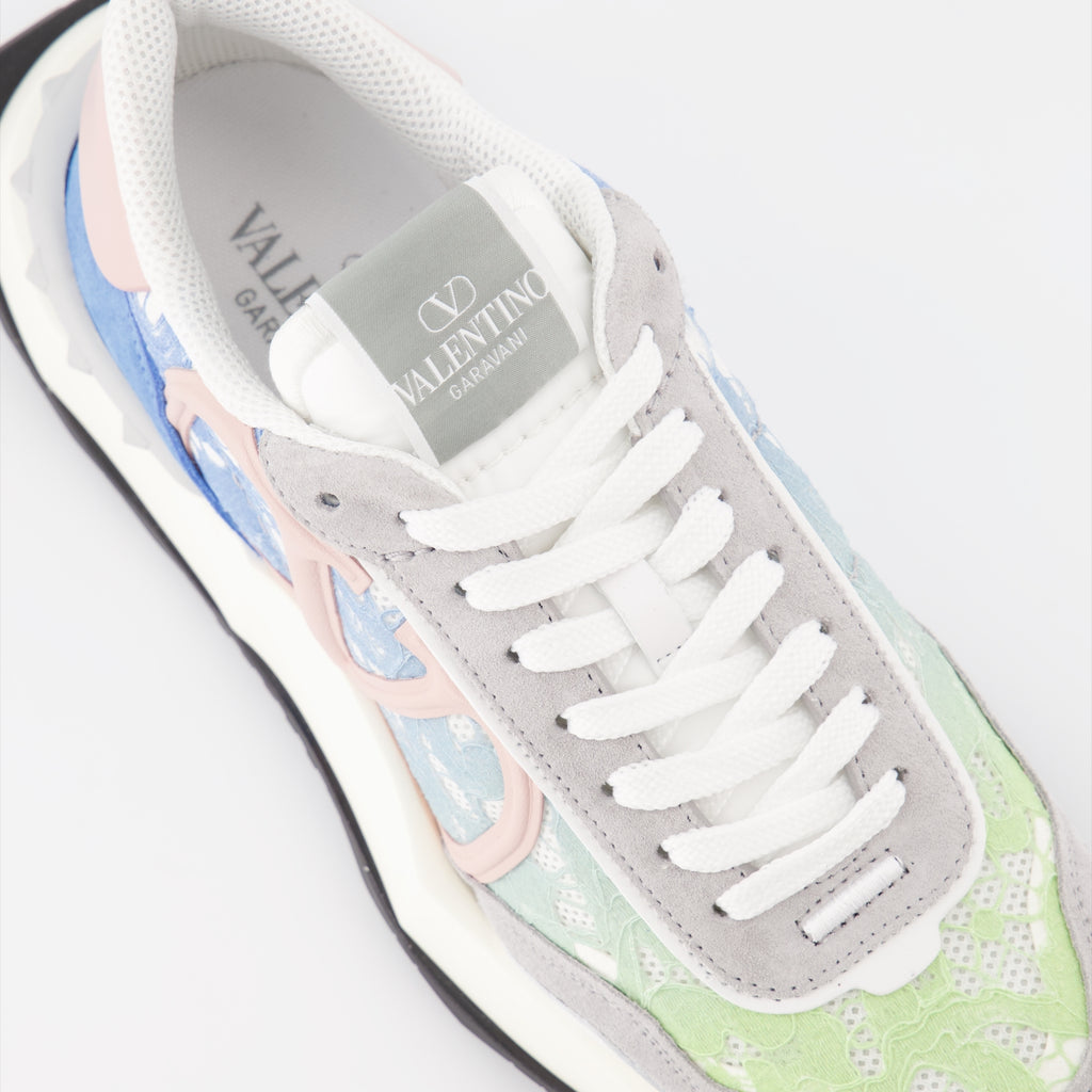 Baskets Baskets Lacerunner en dentelle Valentino Garavani Gris Femme
