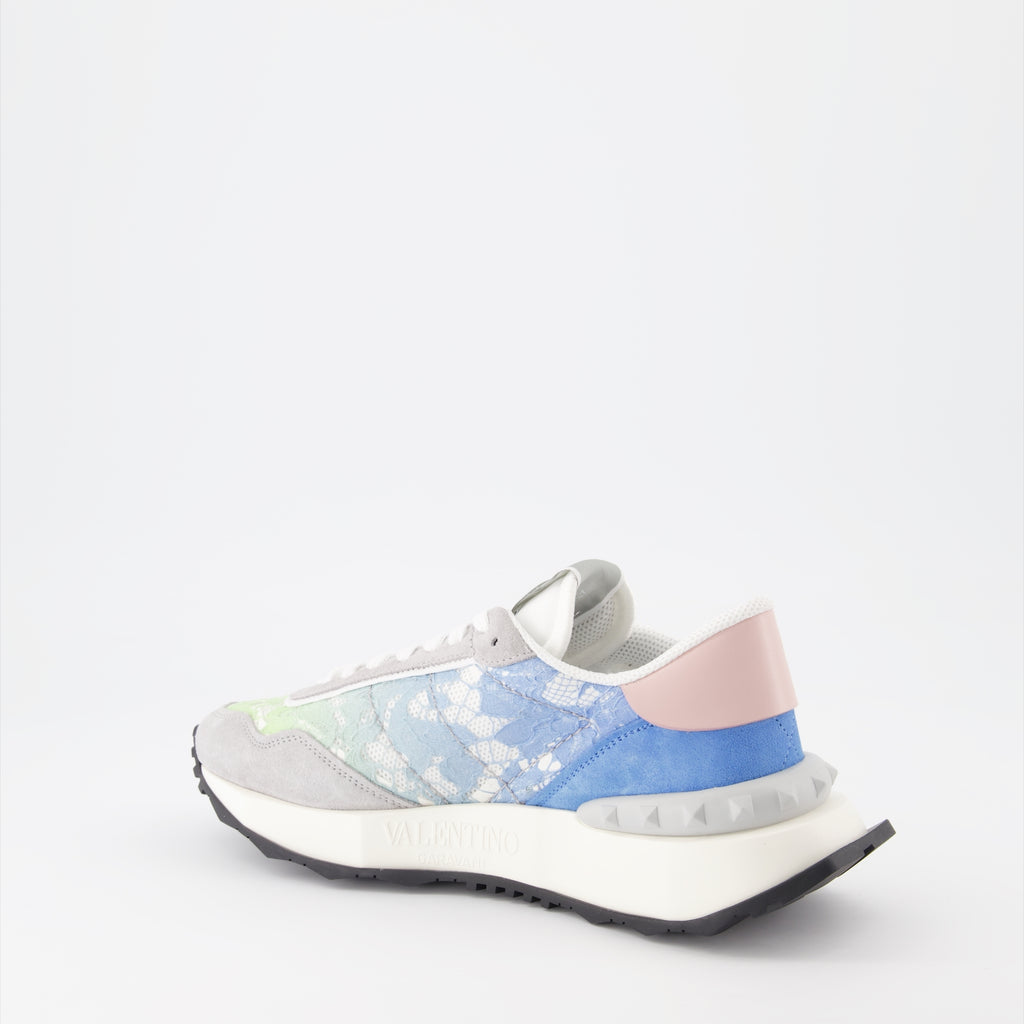 Baskets Baskets Lacerunner en dentelle Valentino Garavani Gris Femme