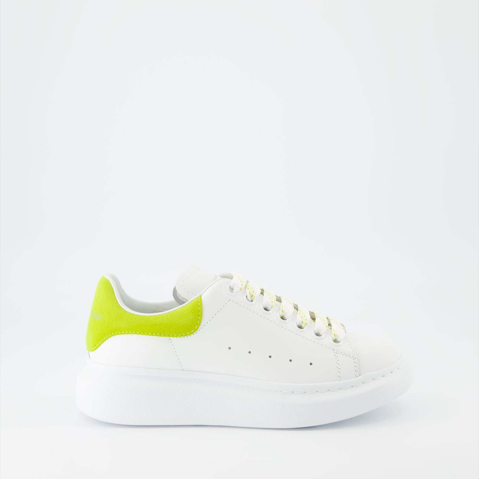 スニーカー オーバーサイズスニーカー Alexander McQueen 緑 女性