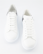 スニーカー オーバーサイズスニーカー Alexander McQueen 銀 男