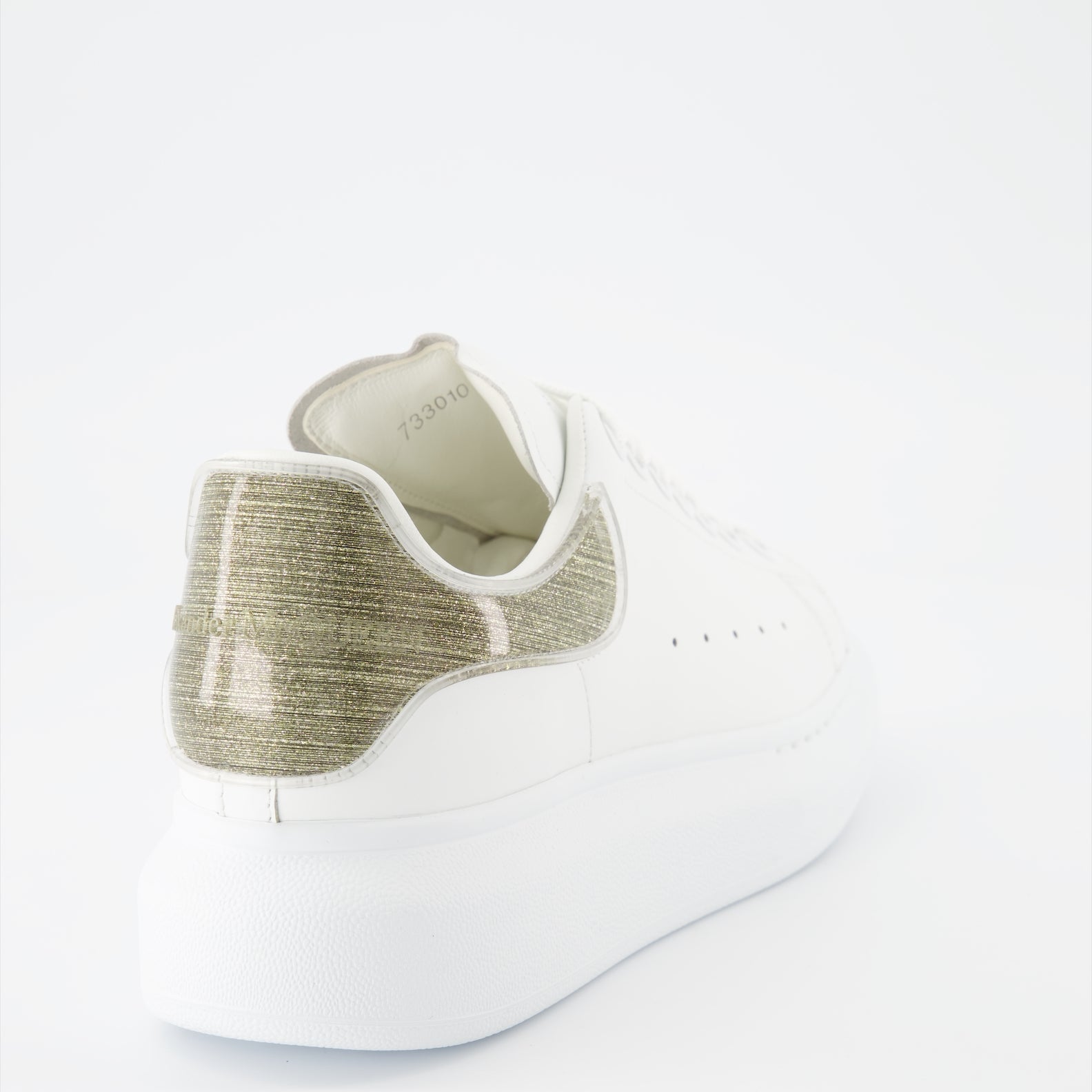 スニーカー オーバーサイズスニーカー Alexander McQueen 金 女性