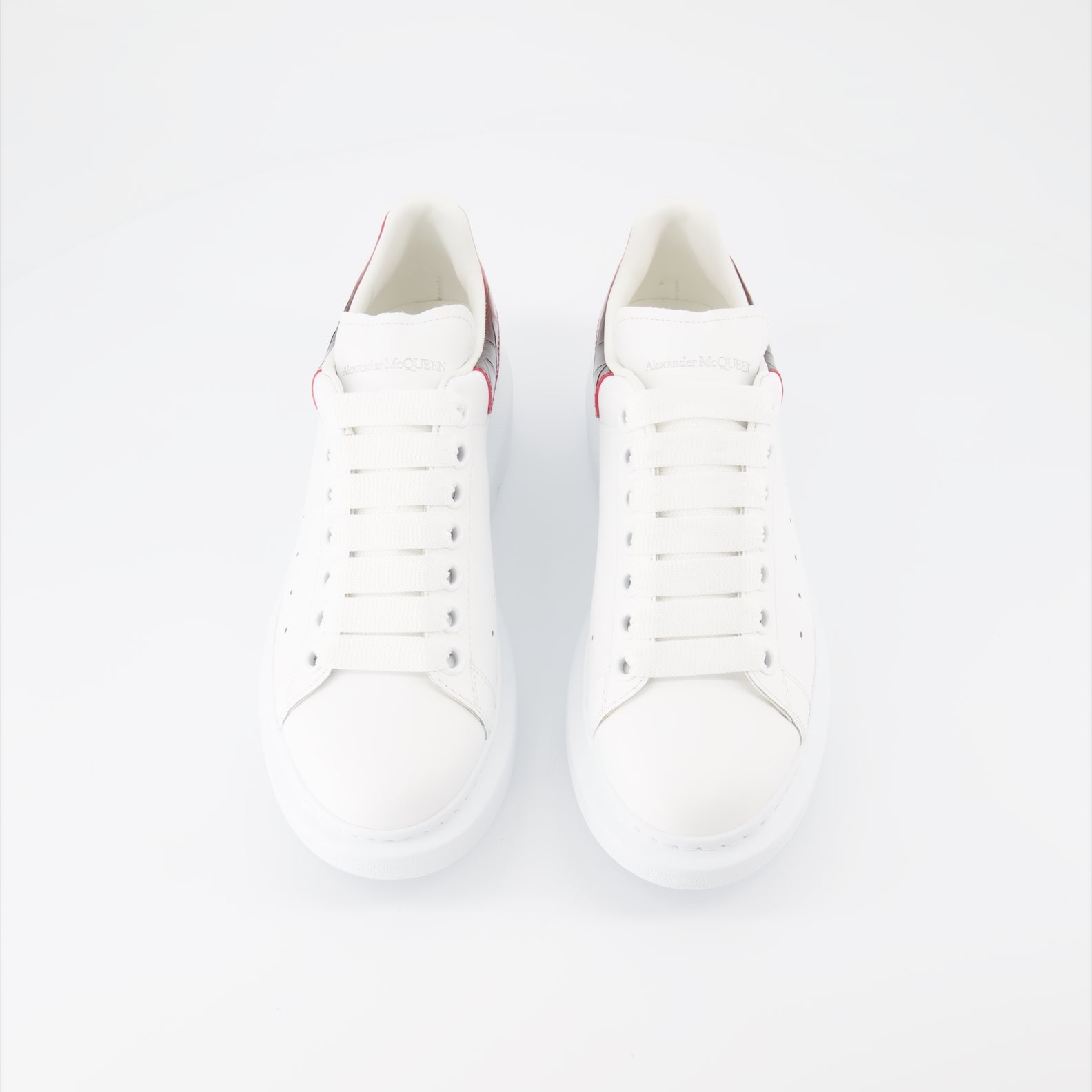 スニーカー オーバーサイズスニーカー Alexander McQueen 赤 女性