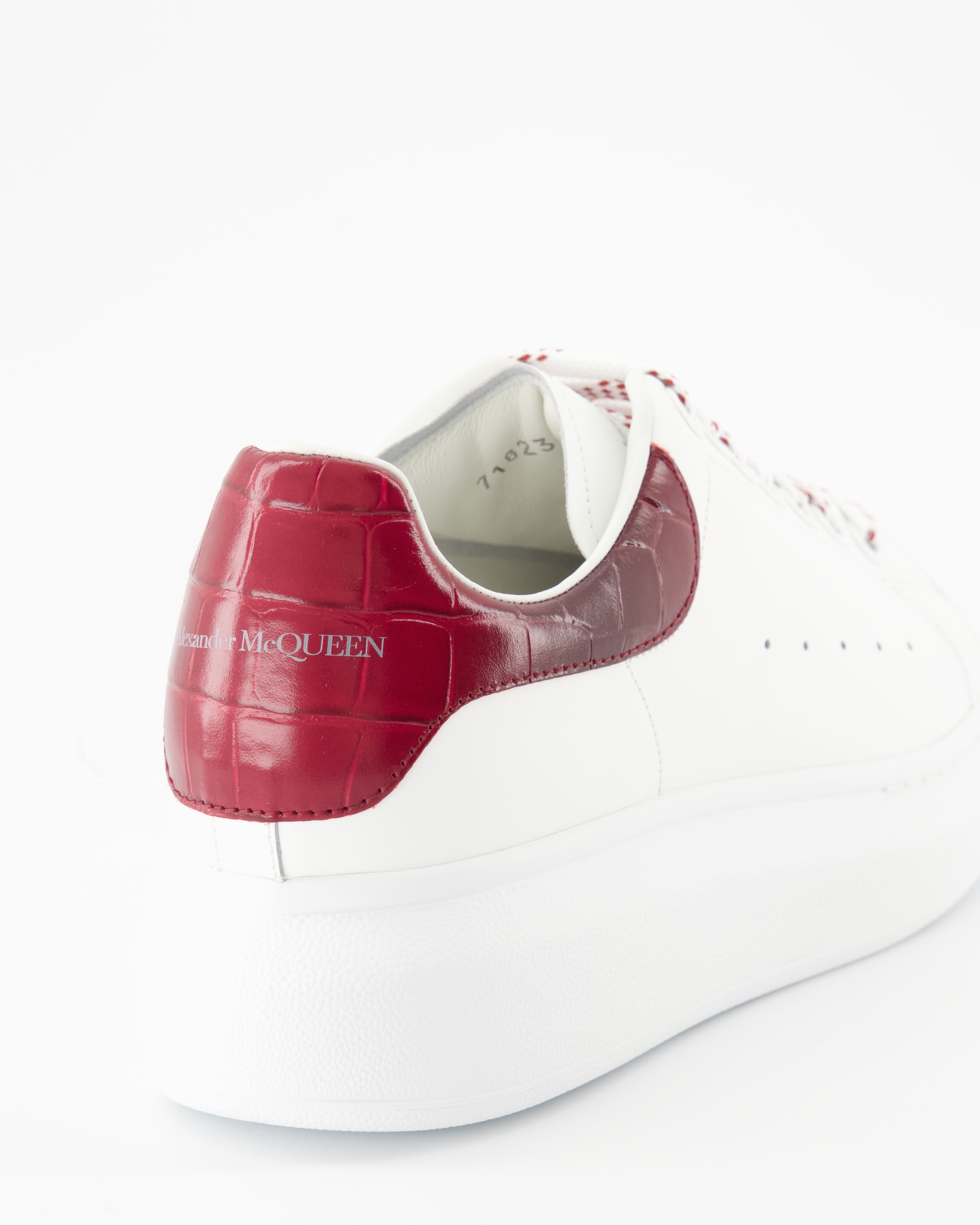 スニーカー オーバーサイズスニーカー Alexander McQueen 白 女性